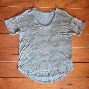 American Eagle Camo V Neck T Shirt Soft & Sexy Casual Top Olive Green